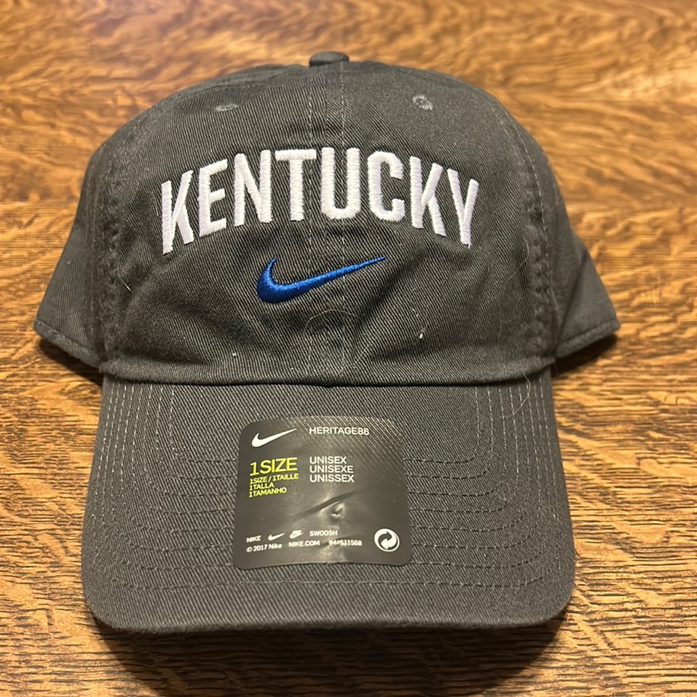 Unisex Nike University of Kentucky Hat - Strapback
